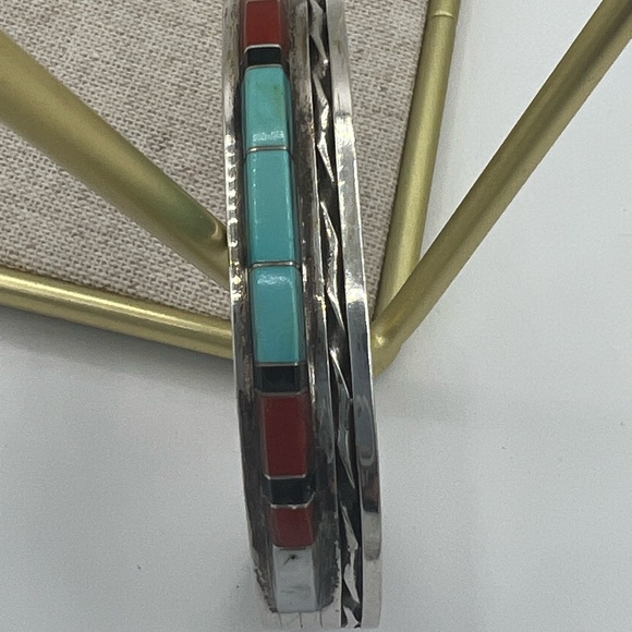 Martin + Ester Panteah Zuni Bracelet - Picture 7 of 7